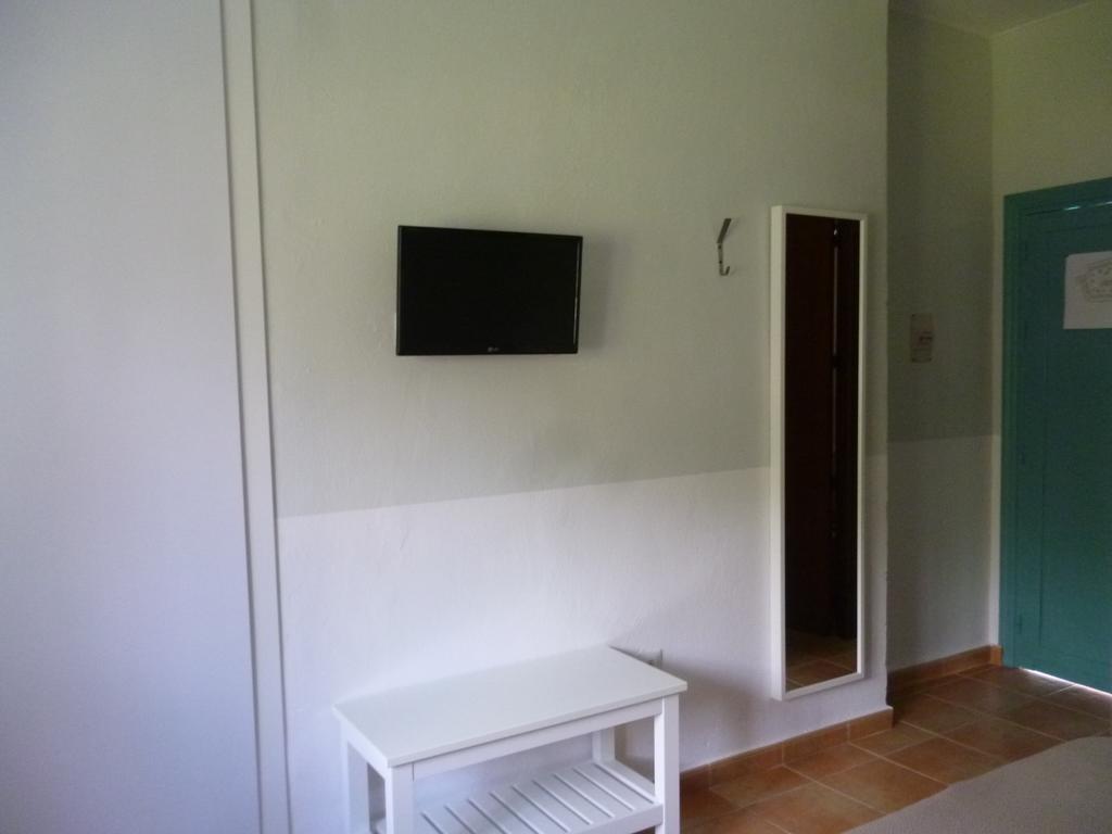 Hostal Las Cumbres Коніль-де-ла-Фронтера Екстер'єр фото