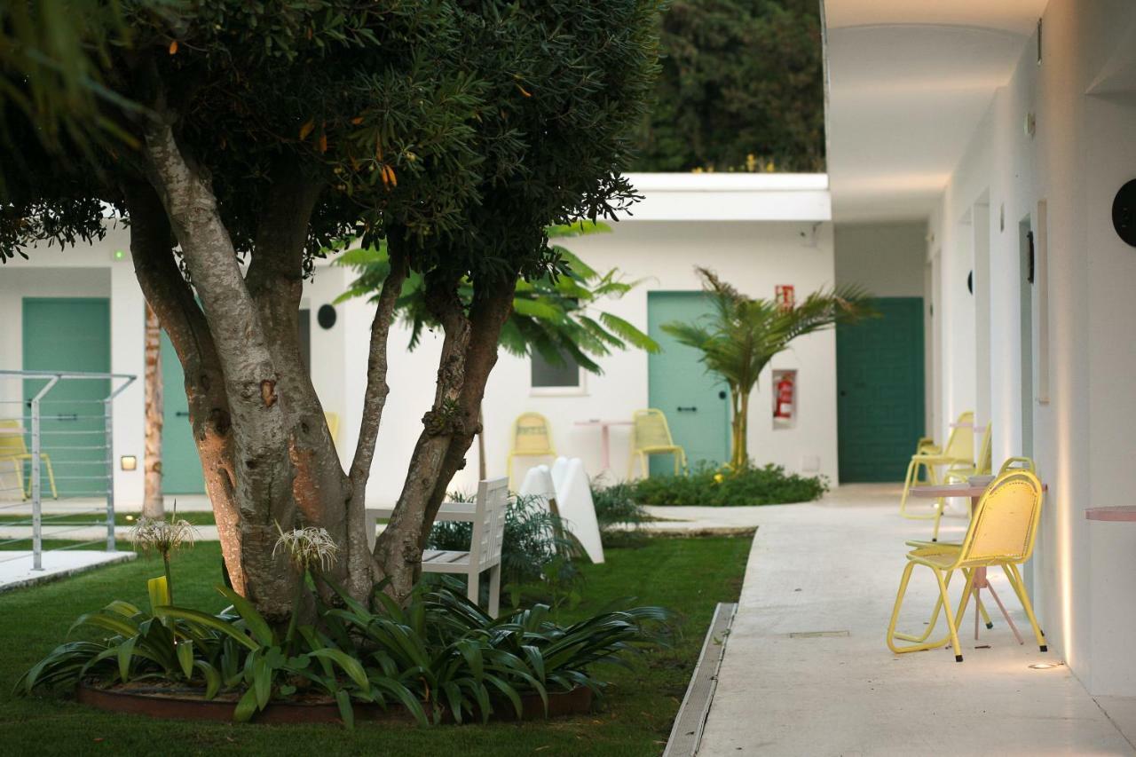 Hostal Las Cumbres Коніль-де-ла-Фронтера Екстер'єр фото